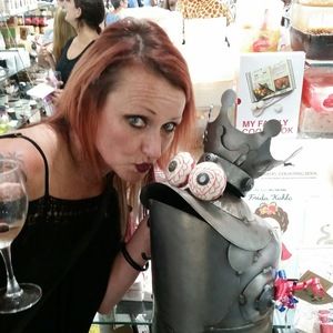 Meet your Posher, Amy